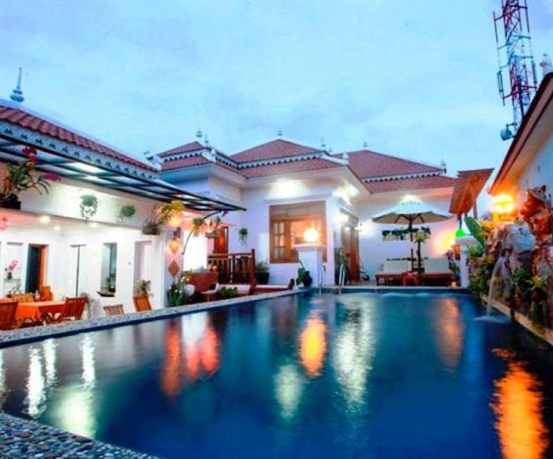 Antonios Villa Hotel Siem Reap Exterior foto